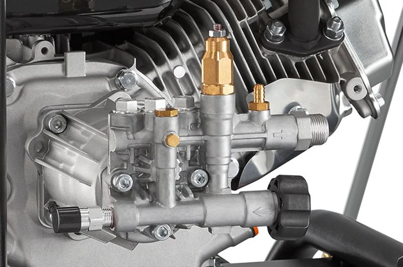 Generac® - Speedwash™ 3200 Psi 2.7 GPM Cold Water Gas Pressure Washer With Power Broom 7 Generac® - Speedwash™ 3200 Psi 2.7 GPM Cold Water Gas Pressure Washer With Power Broom - Image 7